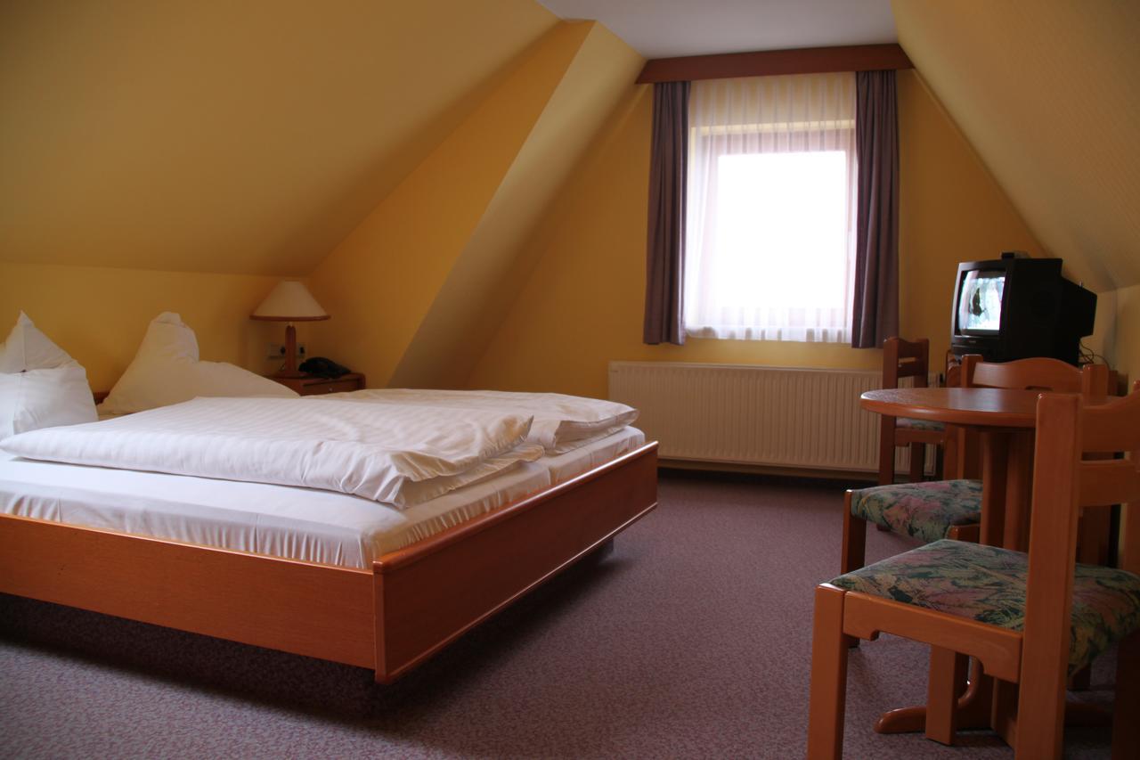 Naturhotel Lindenhof Rechenberg-Bienenmuhle Ngoại thất bức ảnh